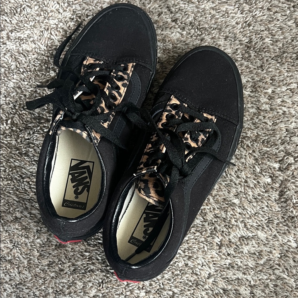 Vans Black and Leopard Accent Sneakers — Like New